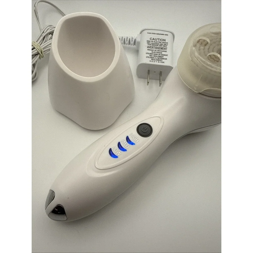 Clinique Sonic System Facial Cleansing Brush with Charger